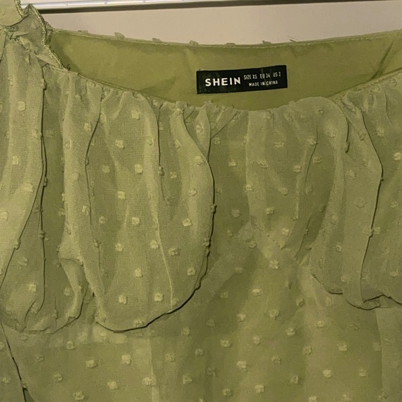 COPY - Bishop sleeve crop blouse - Picture 1 of 2